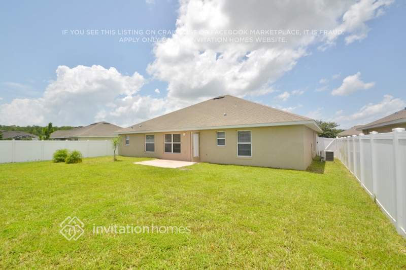 Building Photo - 2171 Big Buck Dr