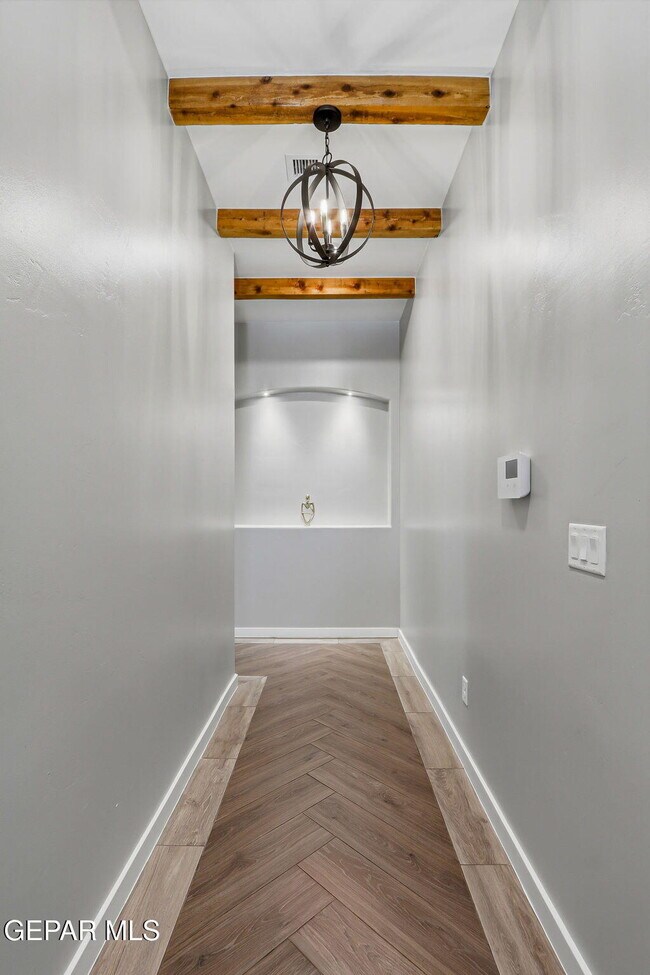 Building Photo - 3740 Model Ln
