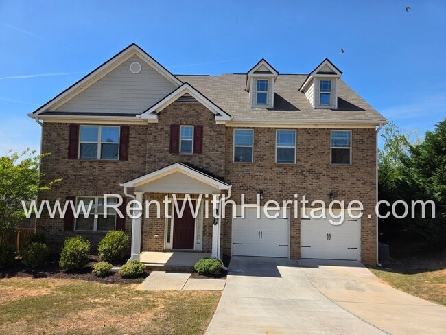 Building Photo - ABSOLUTELY BEAUTIFUL 5 BEDROOM/ 4.5 BATH HOME YOU DONT WANT TO MISS.