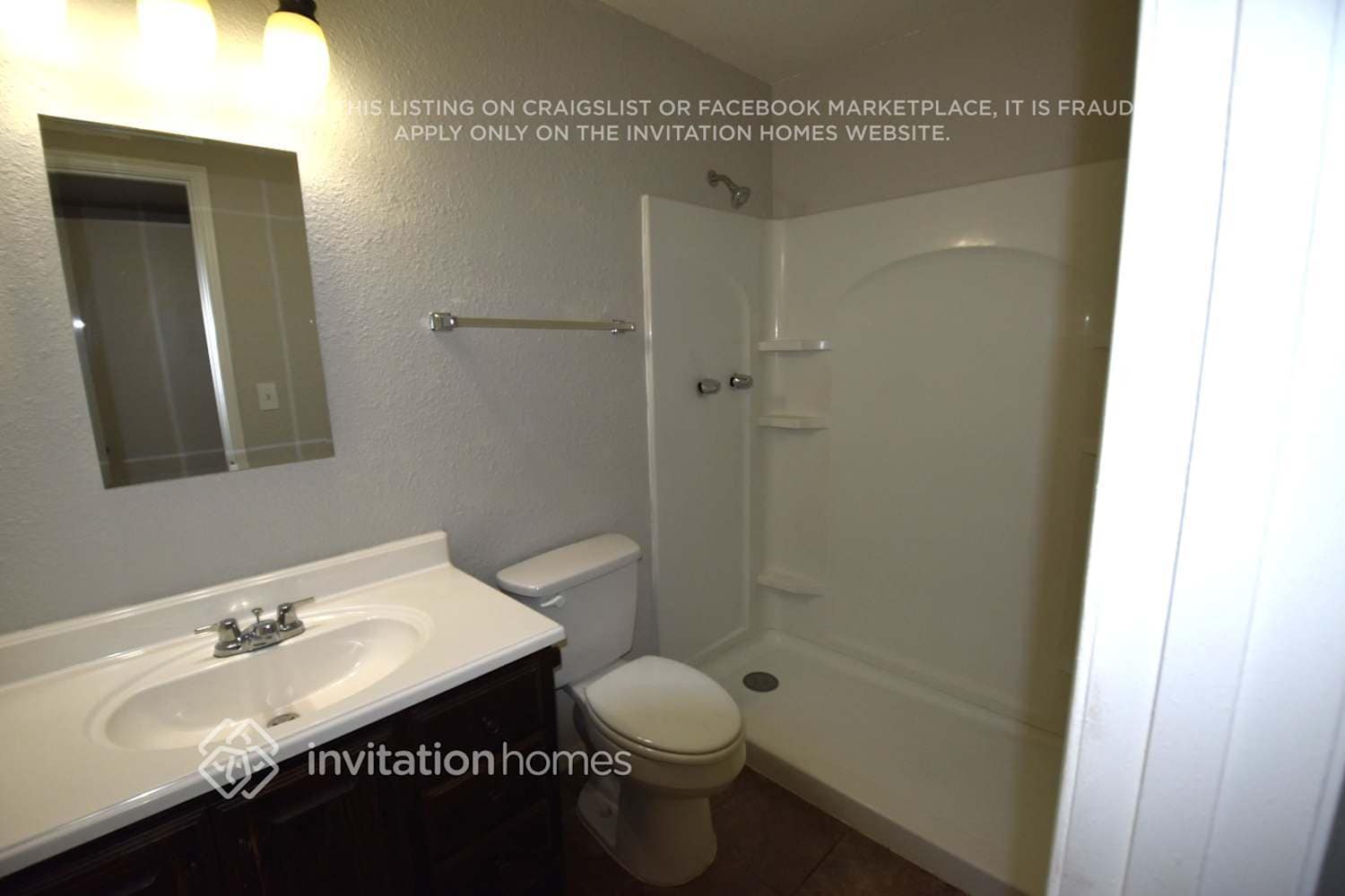 Building Photo - 3150 W Christy Dr