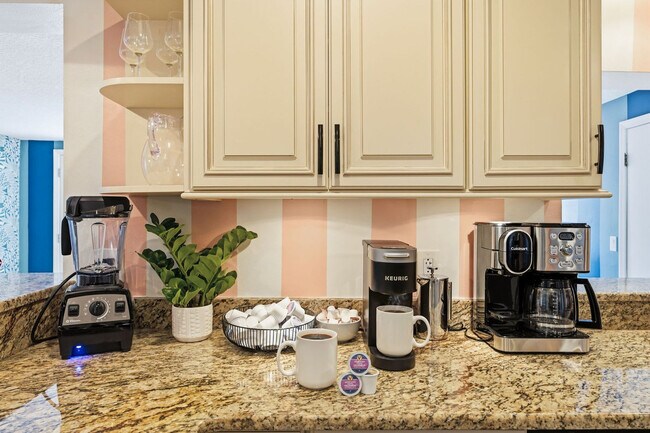 Building Photo - 1132 Gershwin Dr