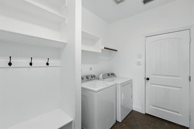 Building Photo - 15116 Mount Evans Dr