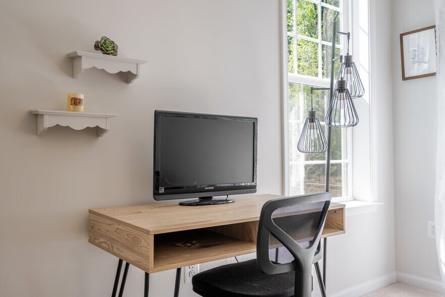 Building Photo - 4635 Wistar Creek Dr