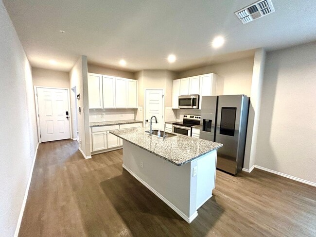 Building Photo - Beautiful 3-Bedroom Home with Office, Community Pool & Large Fenced Yard!