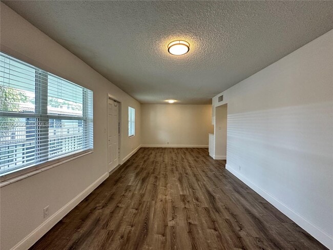 Building Photo - 2500 Johnson St