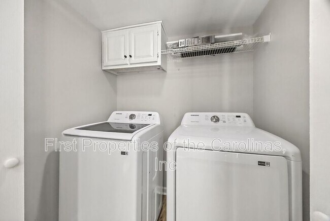 Building Photo - 1032 Barrow Ct