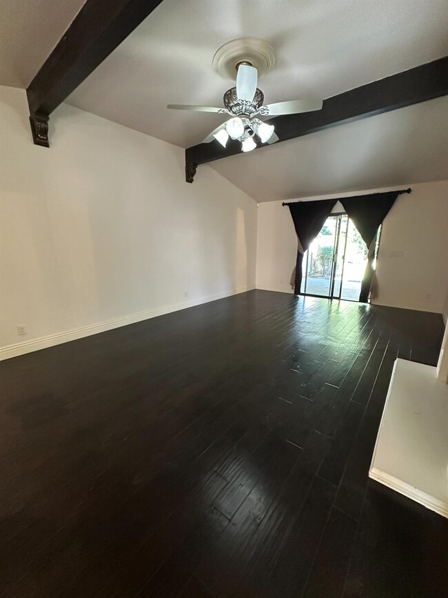 Building Photo - 3644 W Beechwood Ave