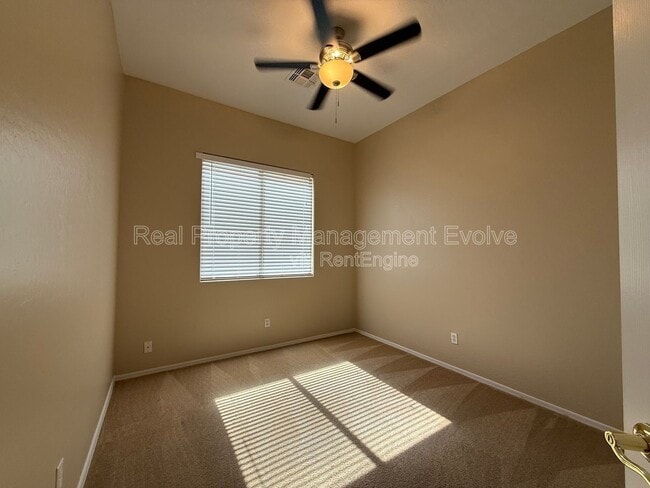 Building Photo - 16825 S 30th Ave