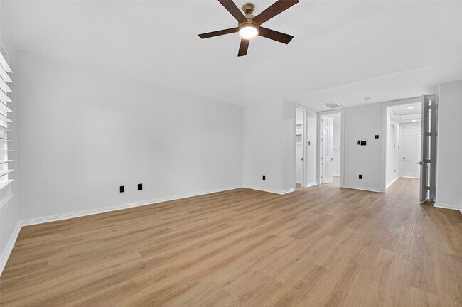 Building Photo - 2019 Bendstone Cir