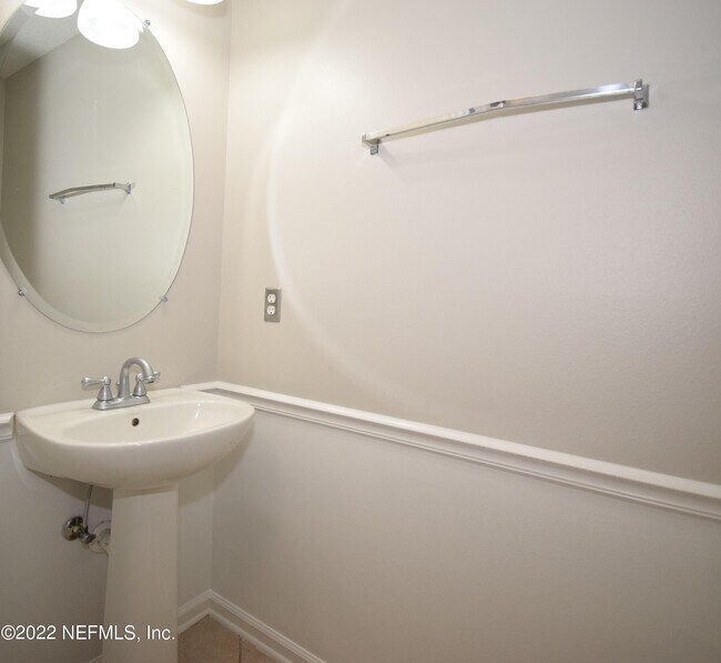 Building Photo - 1210 Dawn Creek Ct