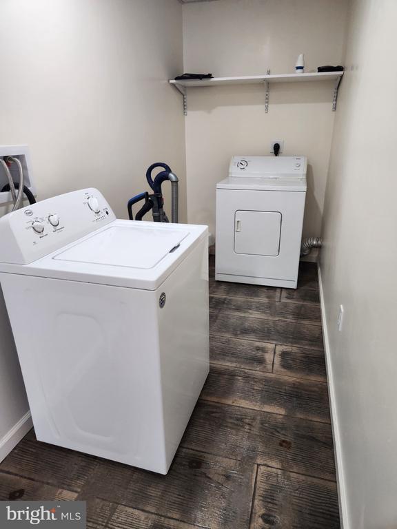 Building Photo - 28 Holler Rd