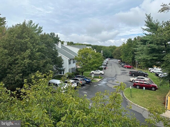 Building Photo - 64 Versailles Ct