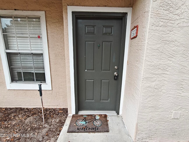 Building Photo - 10075 GATE N Pky