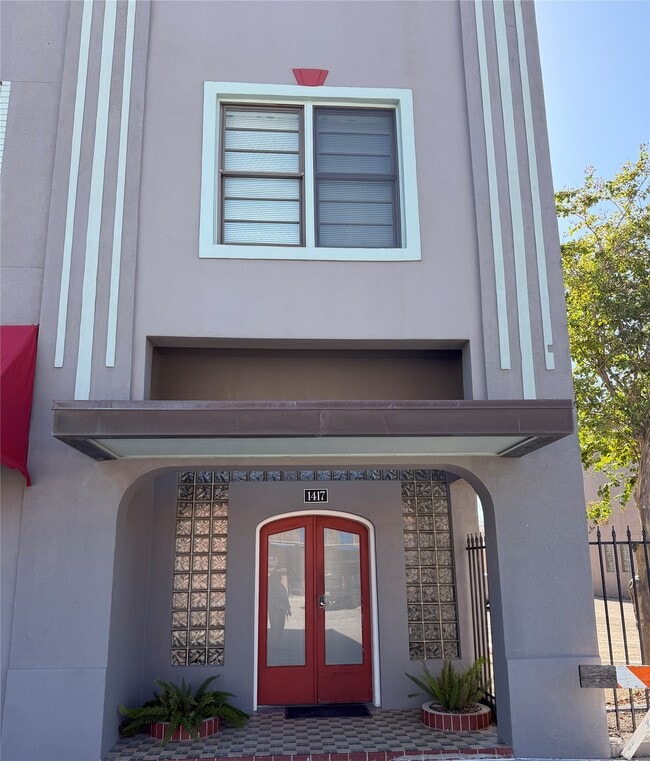 Building Photo - 1417 23rd Street Rear
