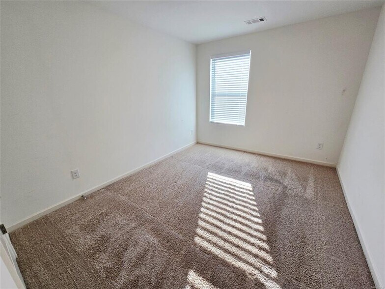 Building Photo - 4071 Fields Run