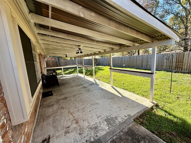 Building Photo - 20407 Fox Haven Ln