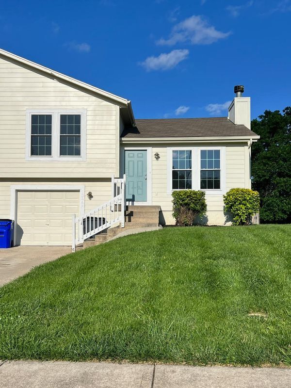 Primary Photo - 1344 N Ridge Pkwy