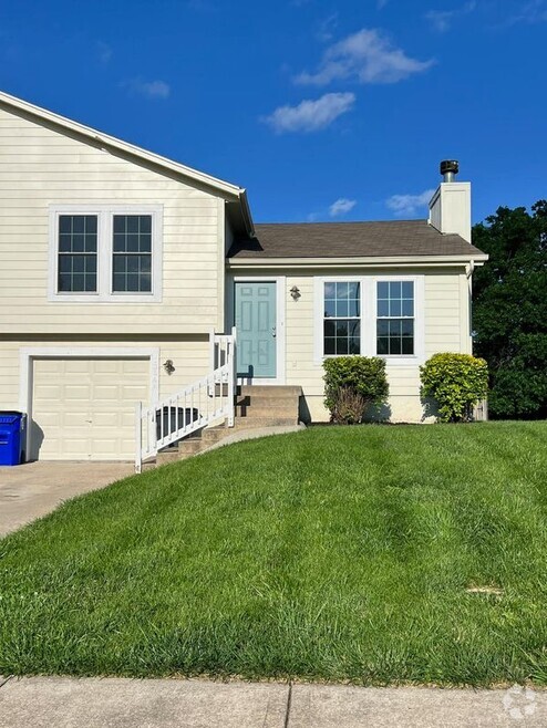 Building Photo - 1344 N Ridge Pkwy