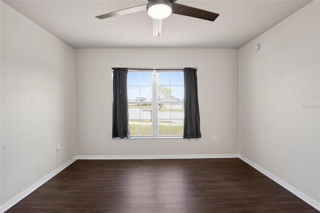 Building Photo - 780 Overlook Grove Dr