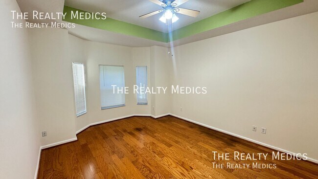 Building Photo - 626 Fern Lake Dr