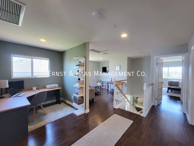 Building Photo - 15616 Firmona Ave