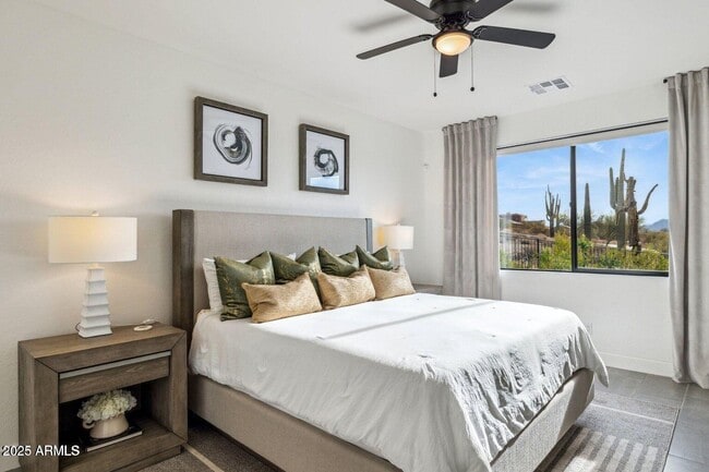 Building Photo - 16710 E Trevino Dr