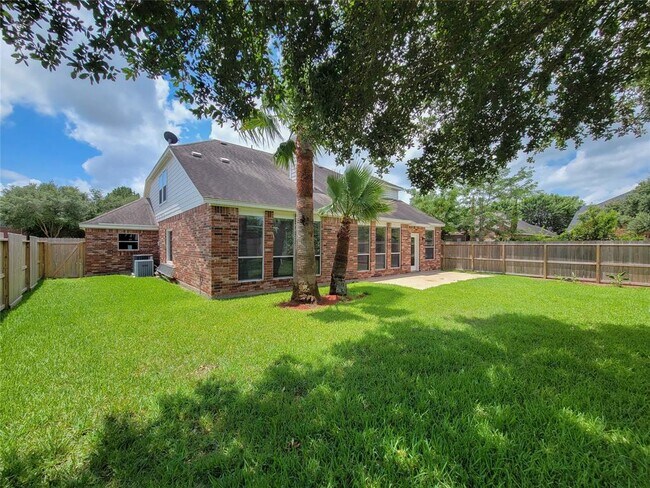 Building Photo - 21122 Golden Sycamore tr