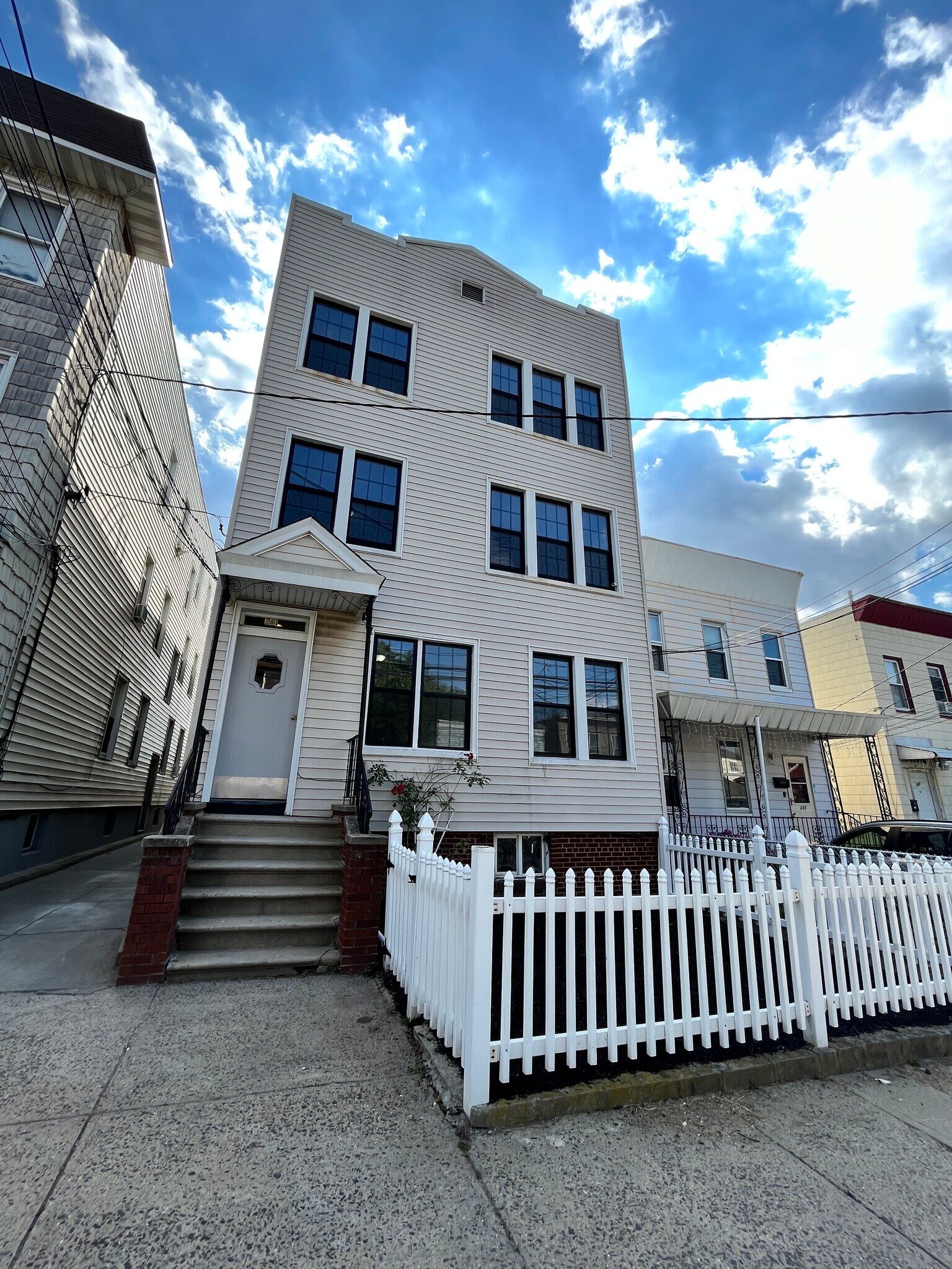 281 Cator Ave 6 - 277 Cator Ave