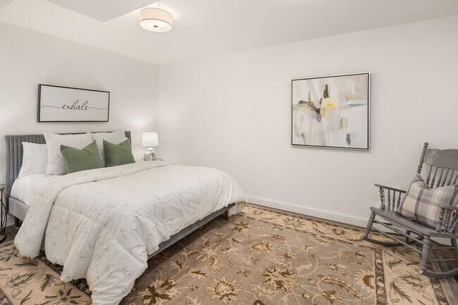 Building Photo - Modern Elegance Meets Island Living! |8475...