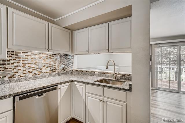 Building Photo - 2250 Sunridge Cir