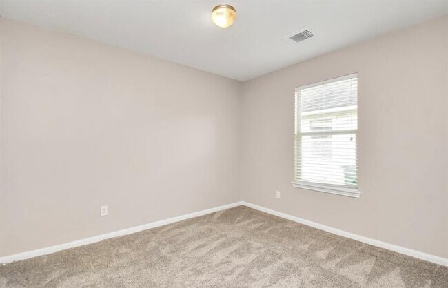 Building Photo - 12923 Abide Dr