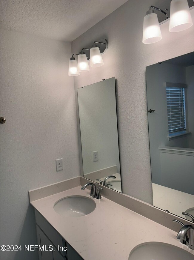 Building Photo - 362 Belfort Ct