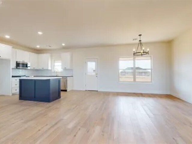 Building Photo - 12031 NE Stone Ridge Ln