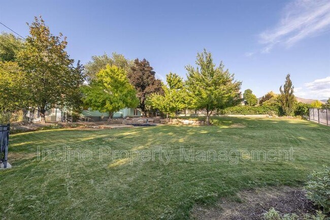 Building Photo - 1830 N 1600 W