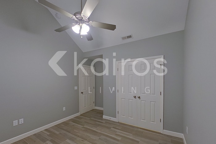 Building Photo - 162 Eastwood Ln