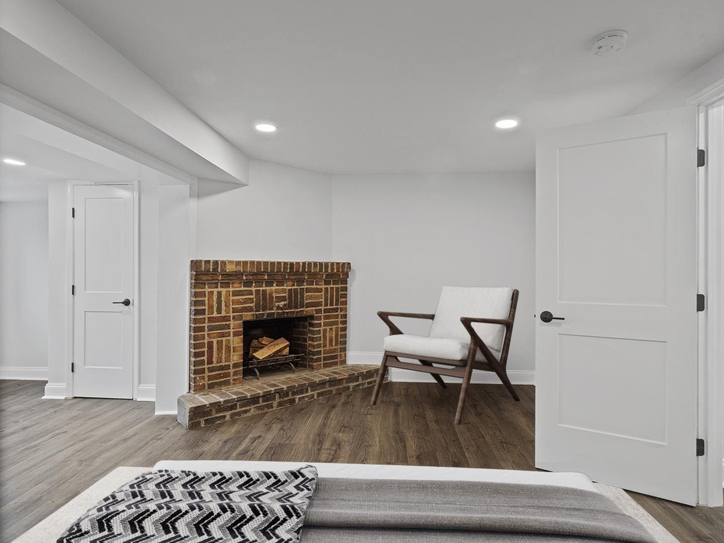 Building Photo - Brightwood Park townhouse near Fort Totten...