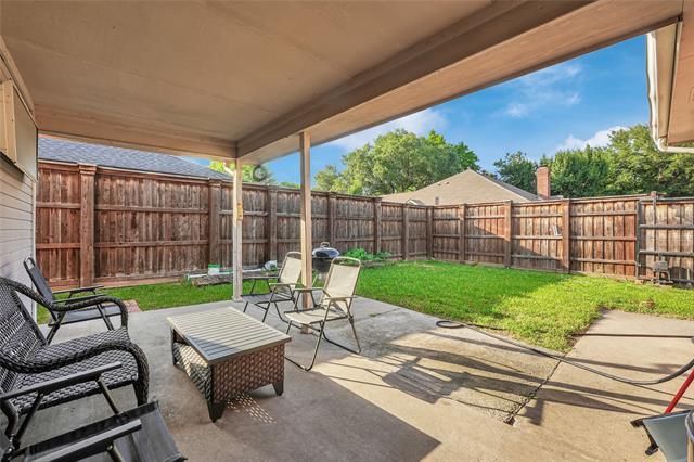 Building Photo - 2832 Claremont Dr