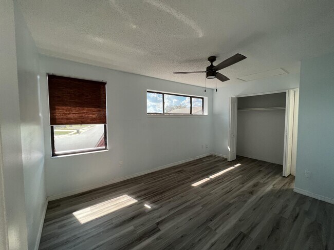 Building Photo - 12355 Fox Hound Ct