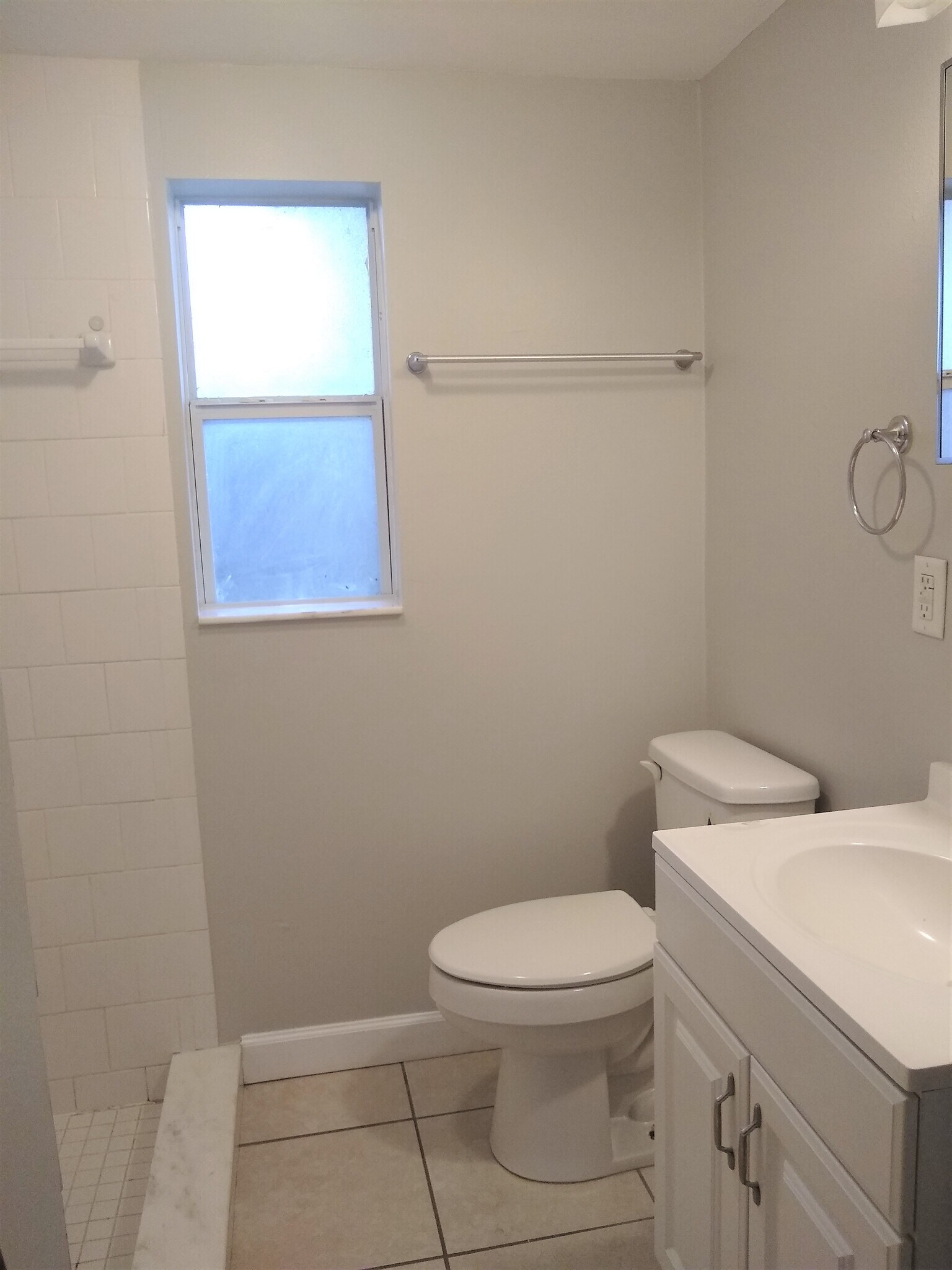 Building Photo - 3906 W Carmen St