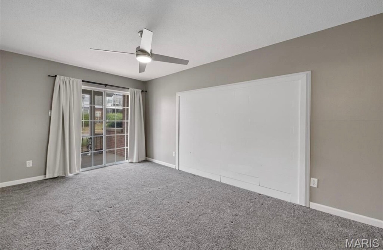 Building Photo - 1678 Blue Ridge Dr