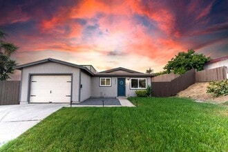 Building Photo - 3822 Enero Ct