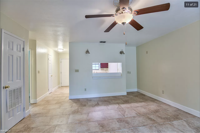 Building Photo - 2 br, 1 bath Duplex - 4789 Leah Court 4789