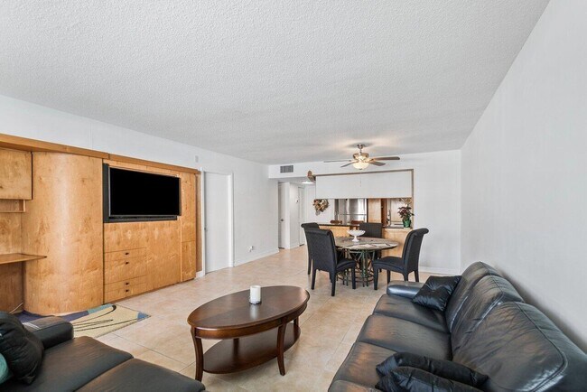 Building Photo - 1801 S Ocean Dr