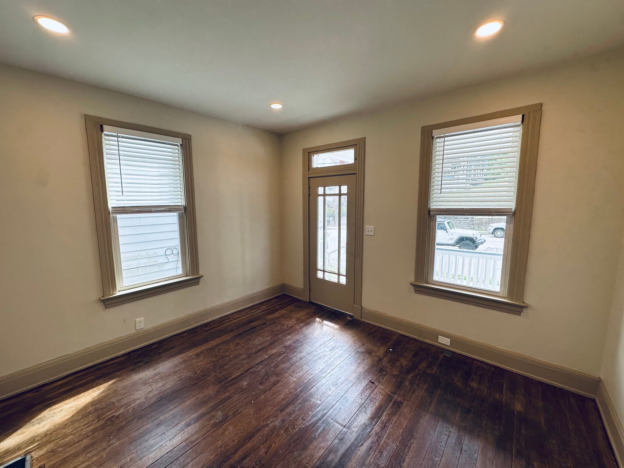 First floor - 514 Delta Ave
