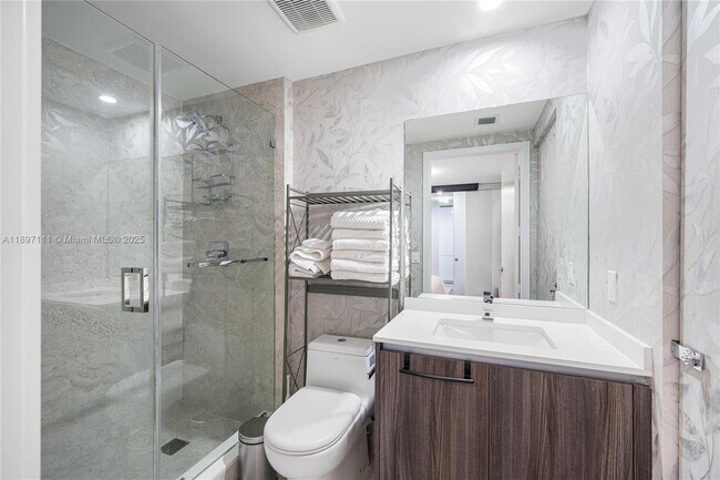 Building Photo - 488 NE 18th St