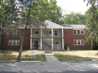 Building Photo - 403 Ellen Ave