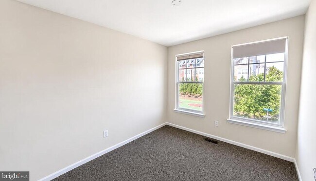 Building Photo - 25556 Palenza Terrace