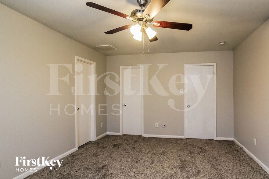 Building Photo - 430 Remington Creek Dr