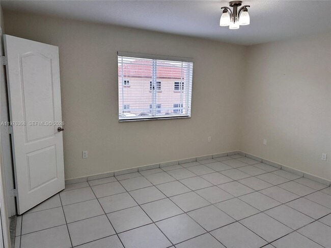 Building Photo - 17354 NW 74th Ave