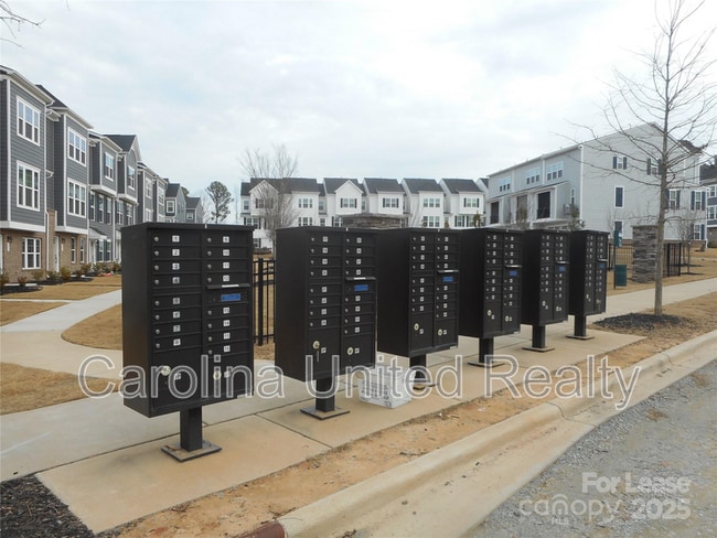 Building Photo - 3033 Matthews-Indian Trail Rd